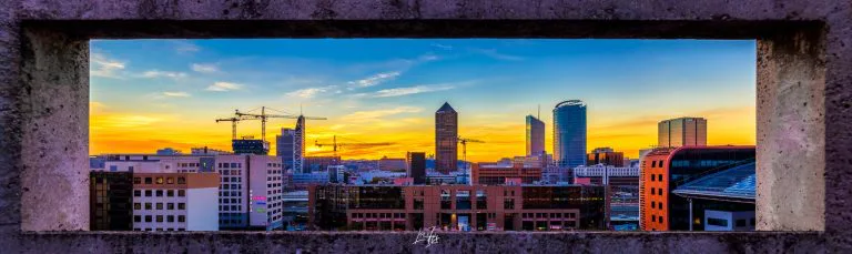 lyon skyline frame