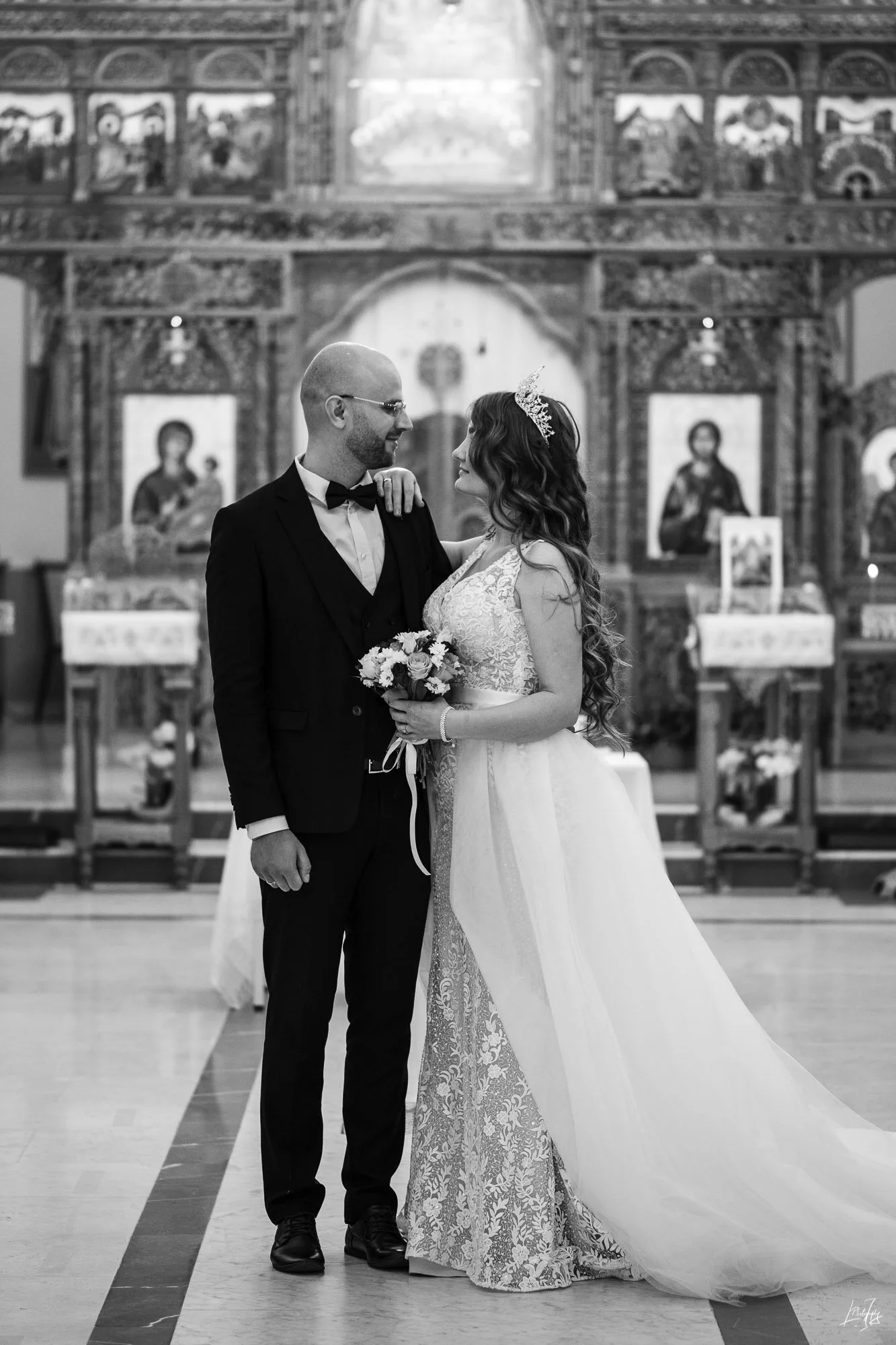 Photographe mariage Villeurbanne – couple en lumière naturelle