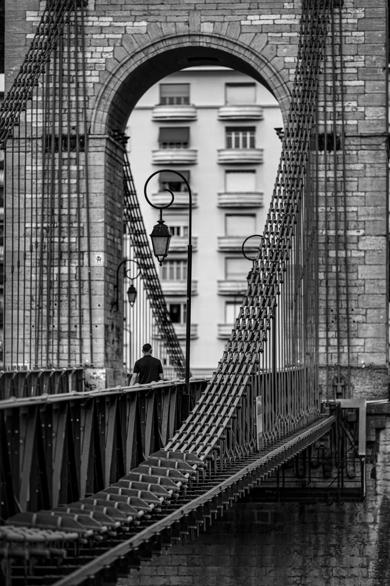 Tirage photo de Lyon « Textures au Passerelle Masaryk » — Iulian Rotaru