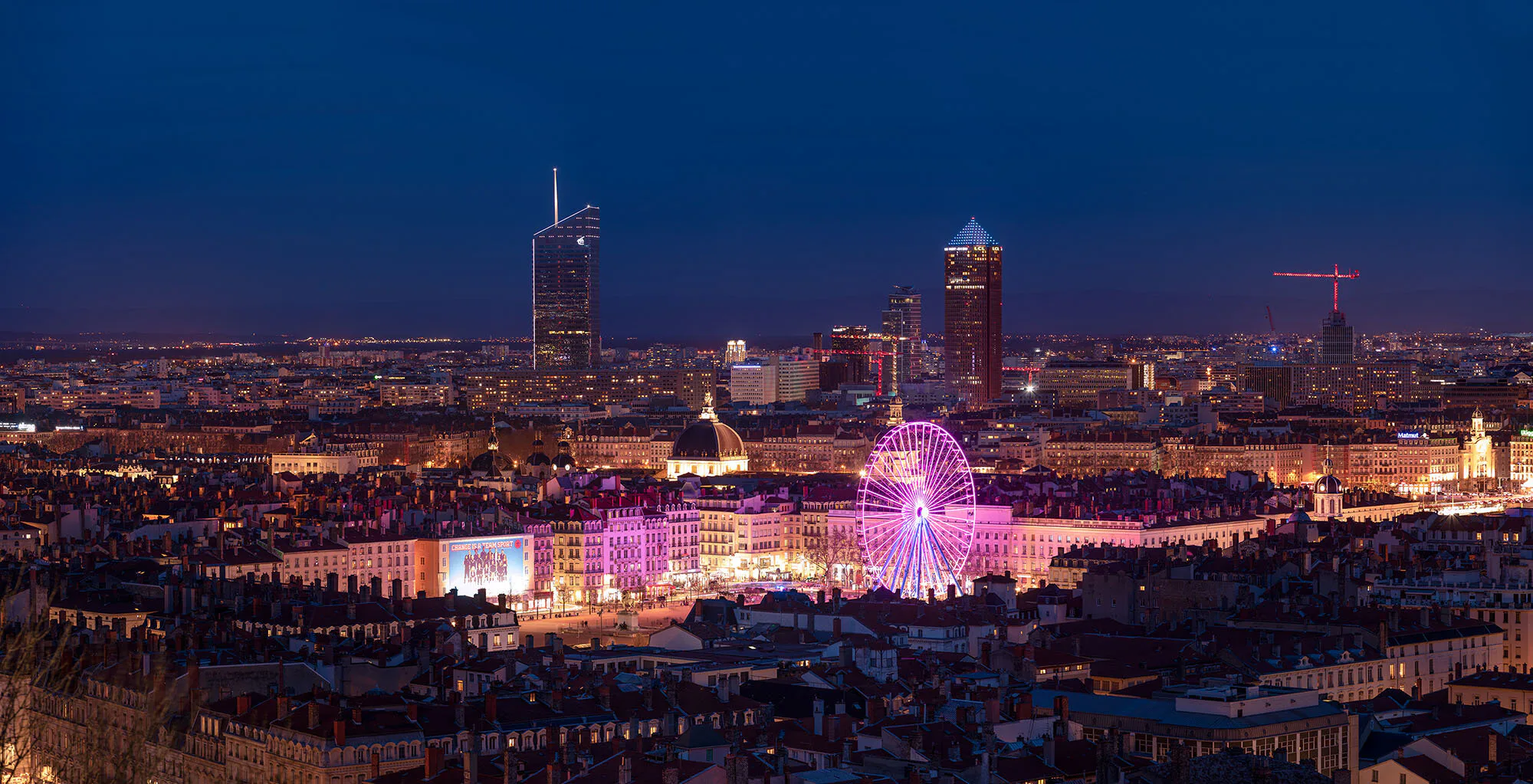 Tirage photo de Lyon « Lyon skyline » — Iulian Rotaru