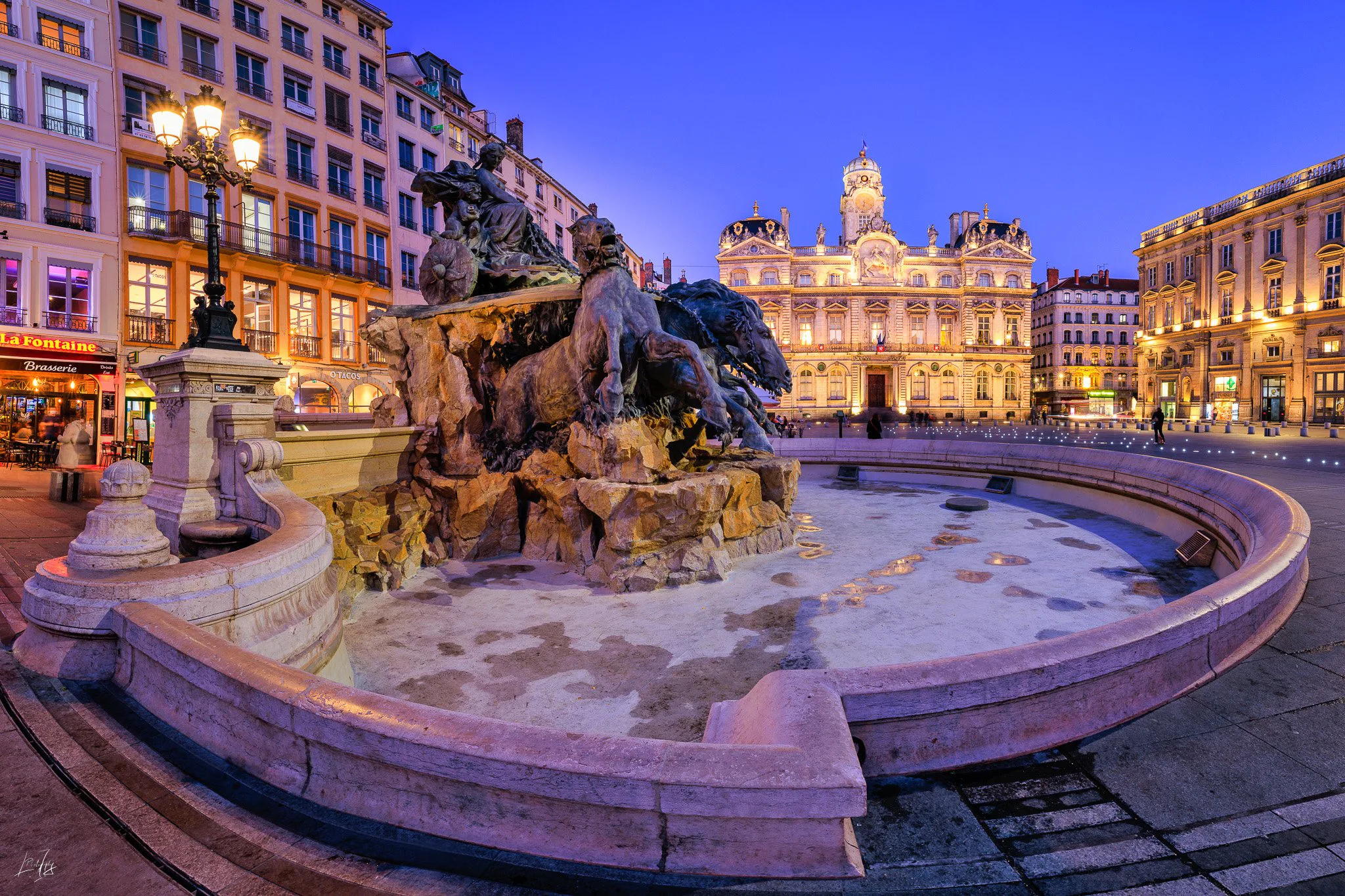 Tirage photo de Lyon « 00_Expo_Westfield-7 » — Iulian Rotaru