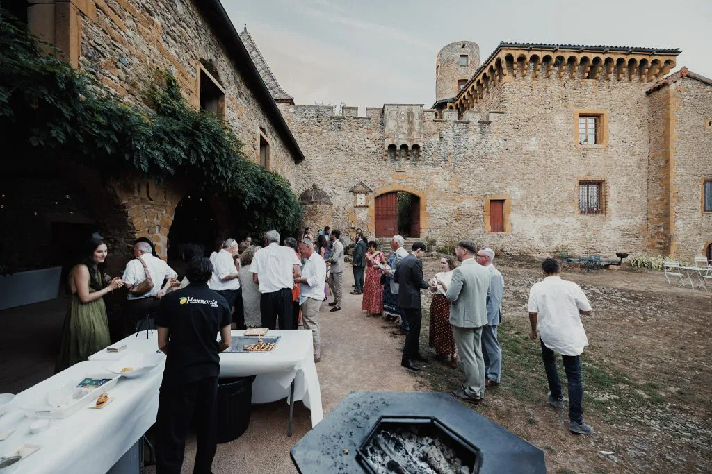 Photographe de mariage dans le Beaujolais — Château de Courbeville